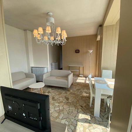 Como Lake Panorama Apartment Cadenabbia Buitenkant foto
